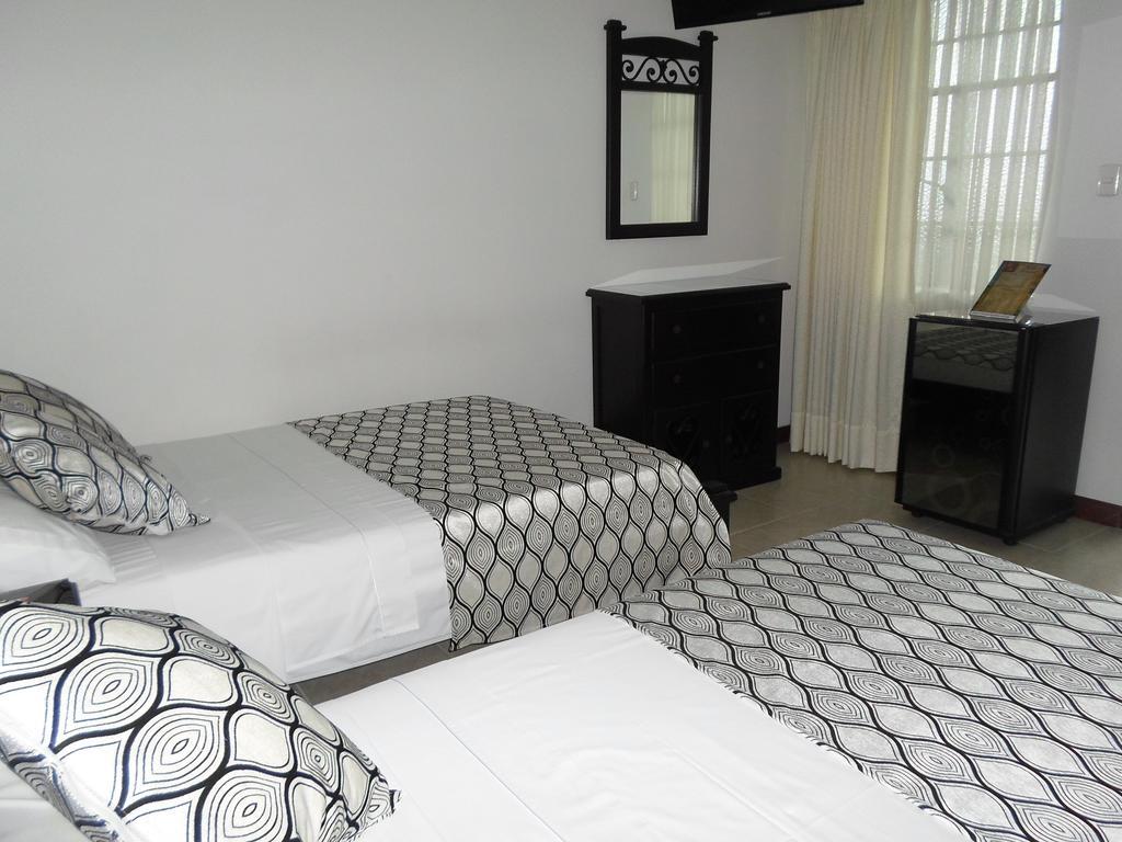 Hotel Colonial Pereira Ruang foto