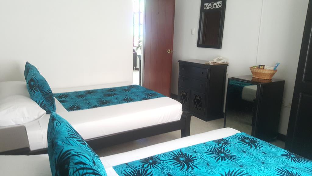 Hotel Colonial Pereira Bagian luar foto