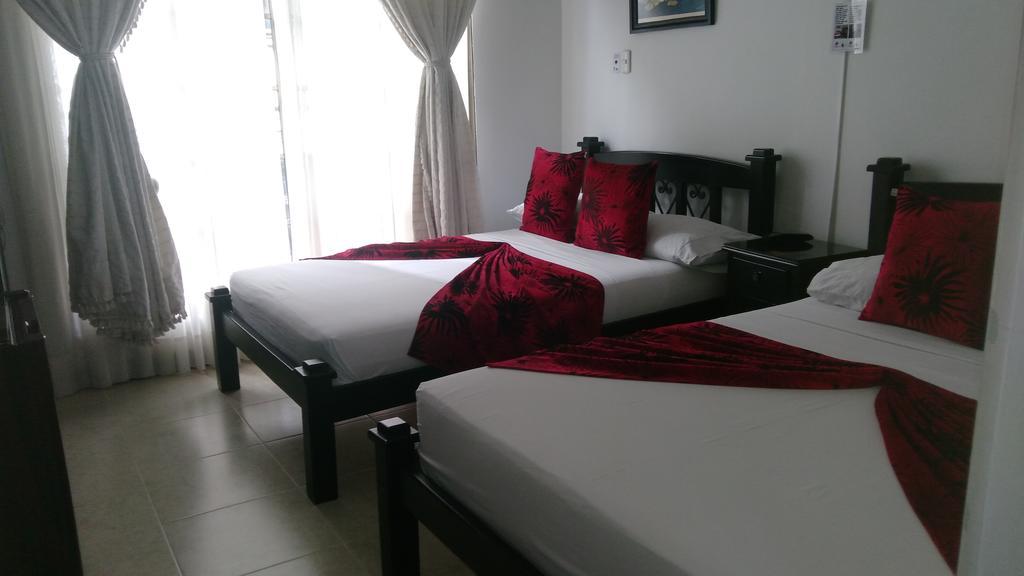 Hotel Colonial Pereira Bagian luar foto