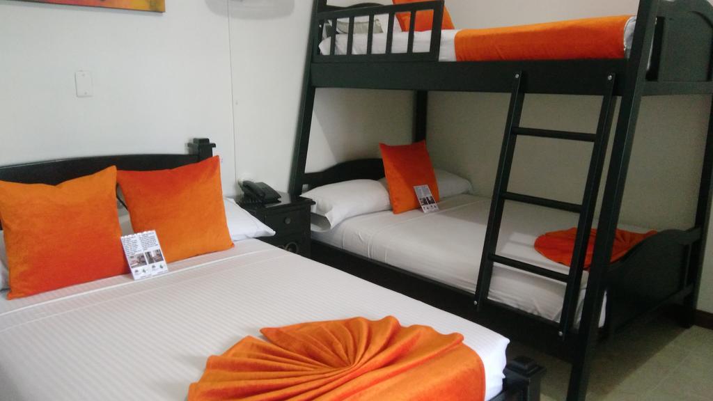 Hotel Colonial Pereira Bagian luar foto