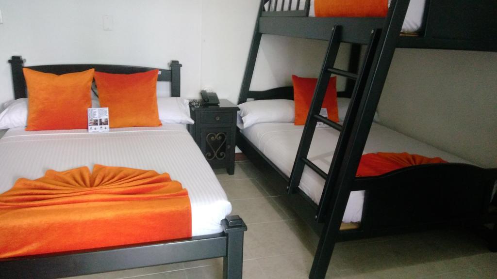 Hotel Colonial Pereira Bagian luar foto
